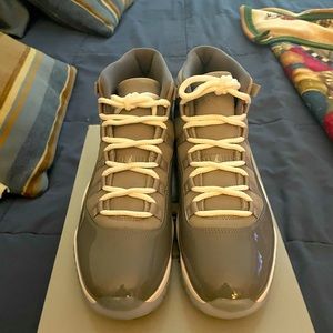 New Men’s. 10.5 Jordan 11 Cool Gray